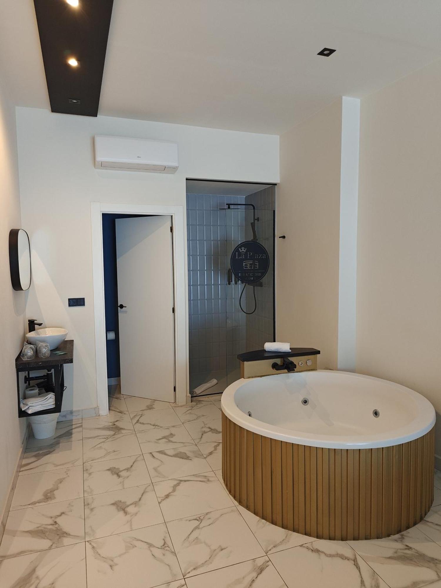 Reina Victoria La Plaza Apartment Alicante Ngoại thất bức ảnh