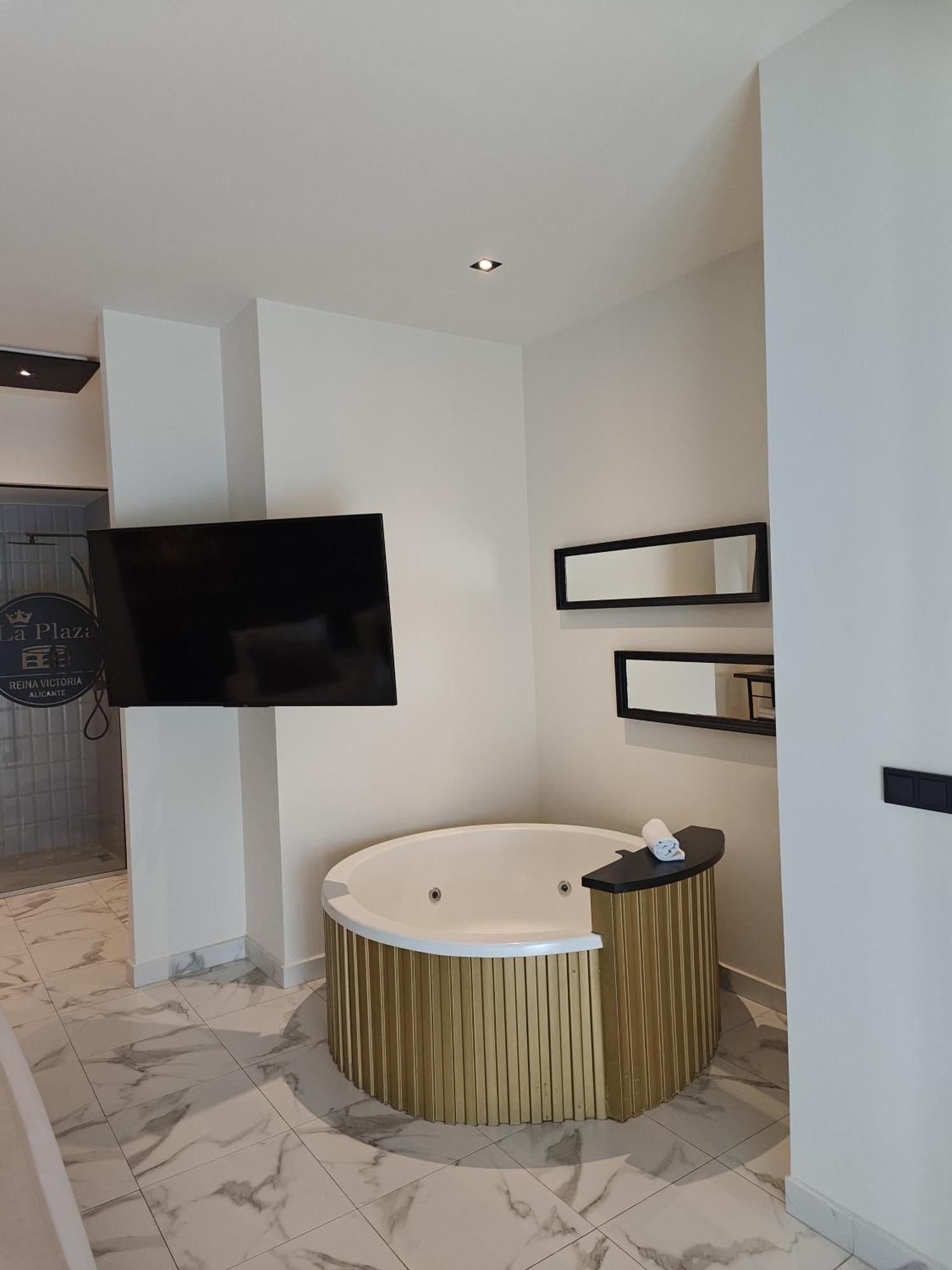 Reina Victoria La Plaza Apartment Alicante Ngoại thất bức ảnh