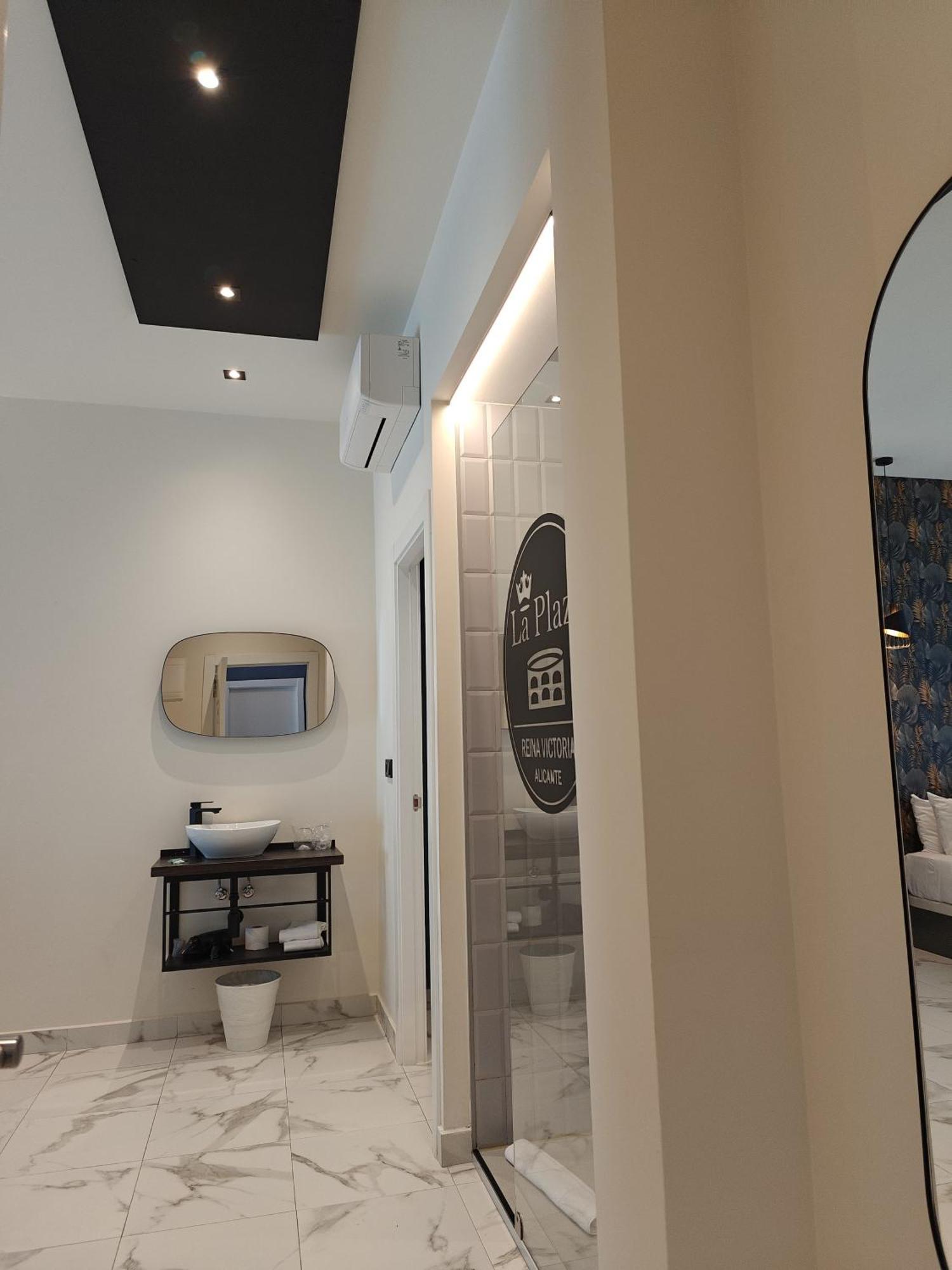 Reina Victoria La Plaza Apartment Alicante Ngoại thất bức ảnh
